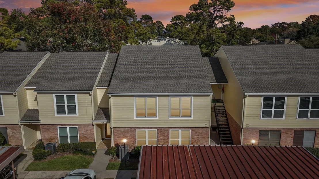 Photo of Unit 607 at 14515 Wunderlich Drive