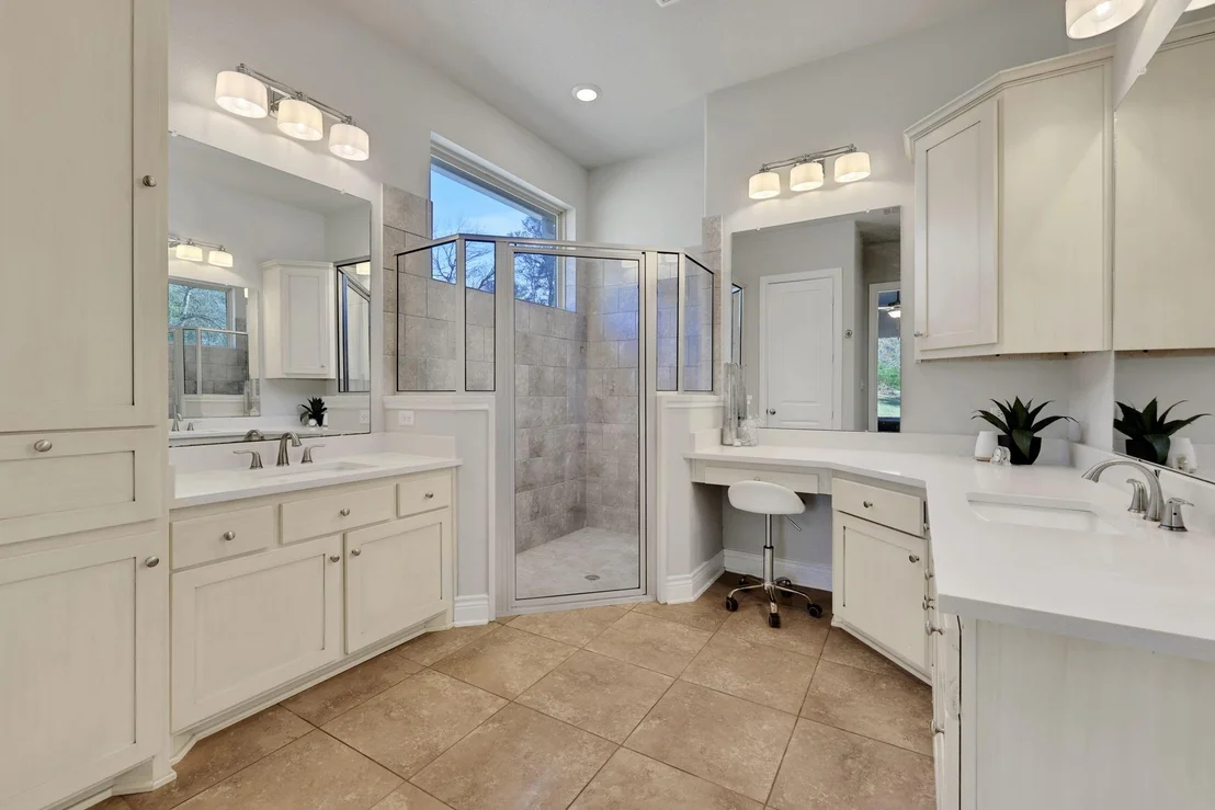 Photo of 340 Pine Drive