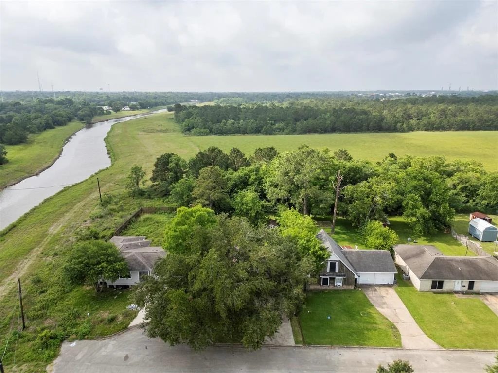 Photo of 915 Temple Drive
