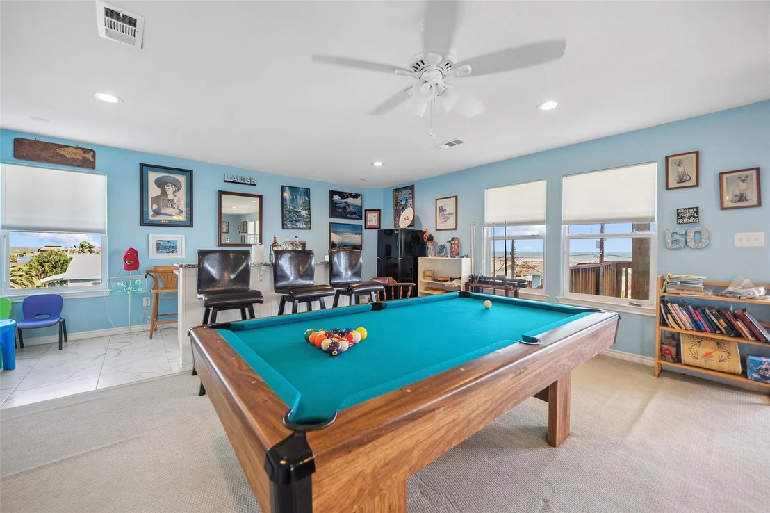 Photo of 521 Beachfront Drive