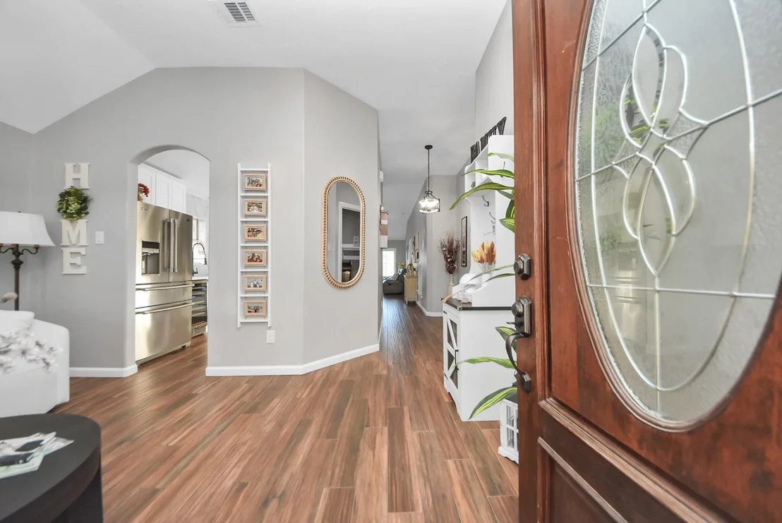 Photo of 6115 Pine Lakes Drive