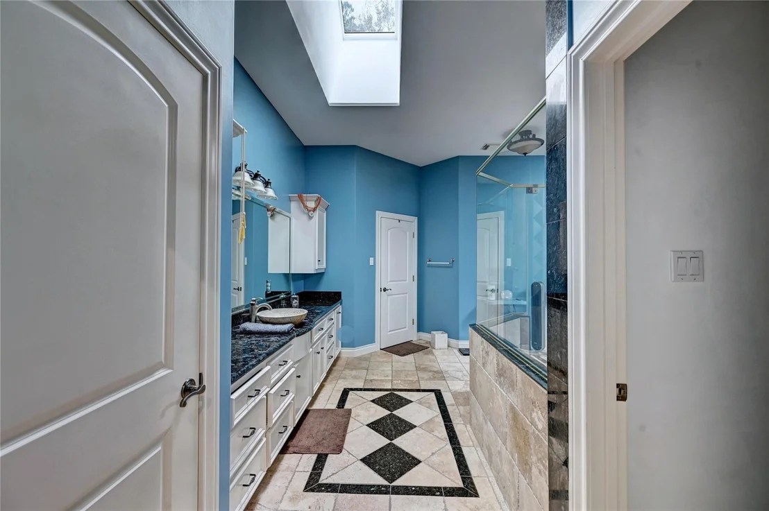 Photo of 9526 Deer Path Lane