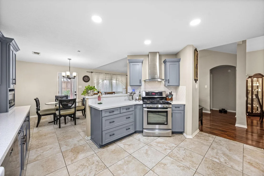 Photo of 6527 Harcourt Bridge Drive