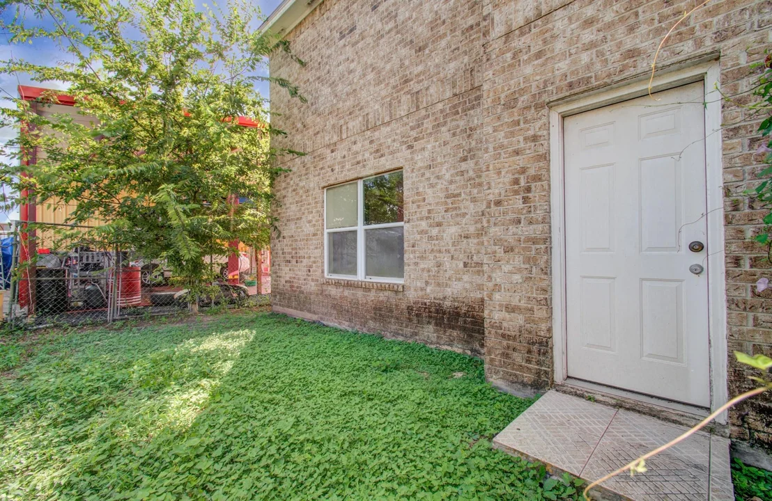 Photo of 3427 Federal Road