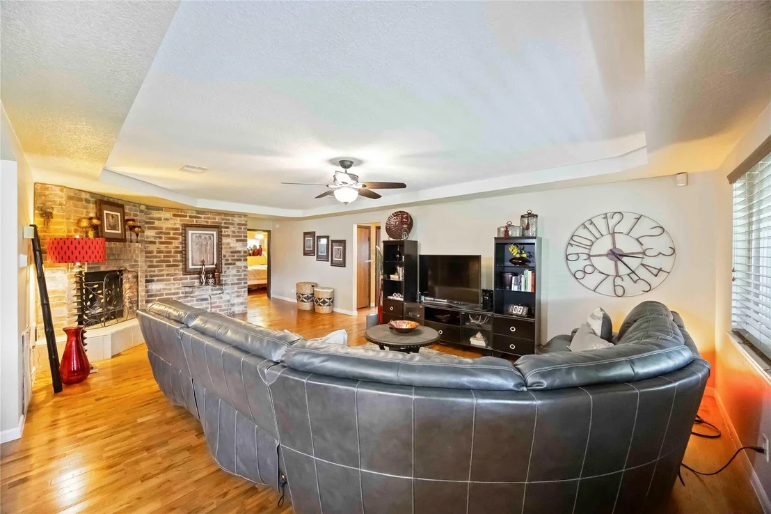 Photo of 4043 Manordale Drive
