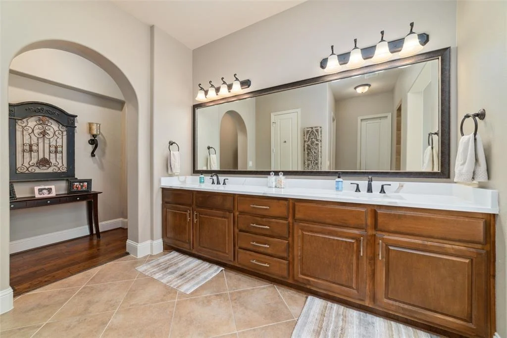 Photo of 2714 Barclay Lake Lane