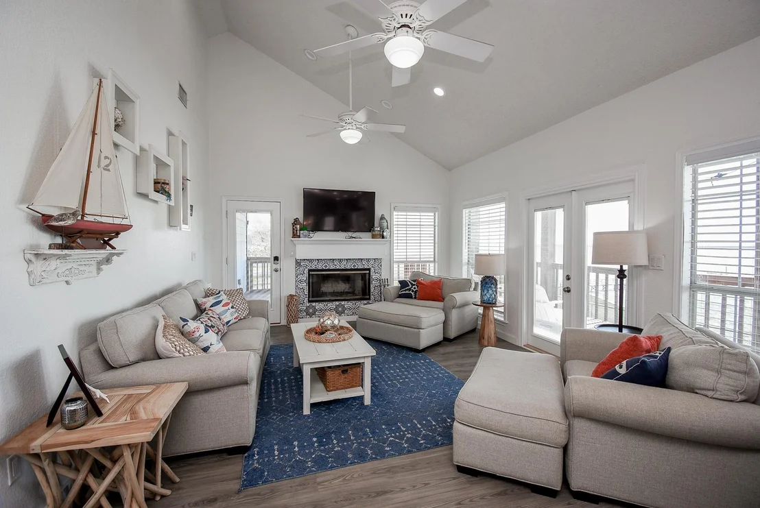 Photo of 1504 W Bayshore Drive