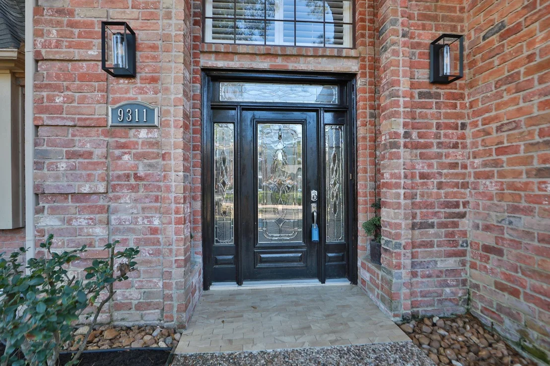 Photo of 9311 Windrush Drive