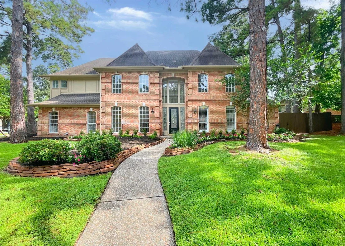 Photo of 1810 Seven Maples Drive