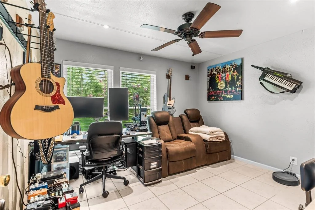 Photo of 16180 Pinewood Drive