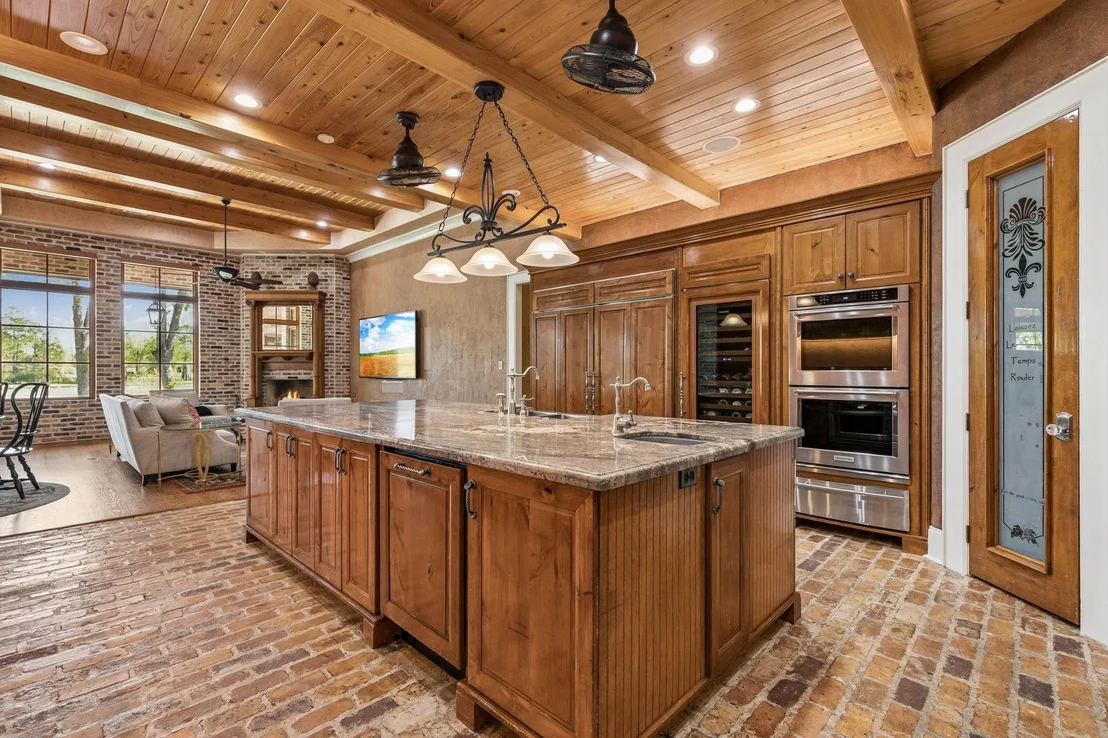 Photo of 27306 Owosso Court