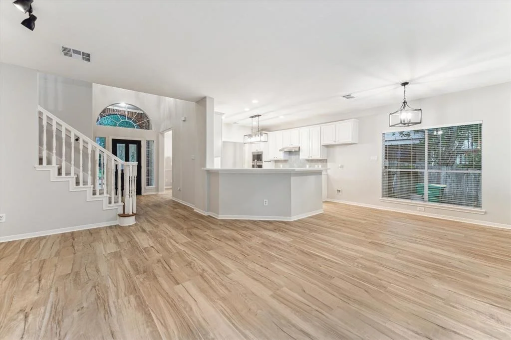 Photo of 38 E Knightsbridge Drive