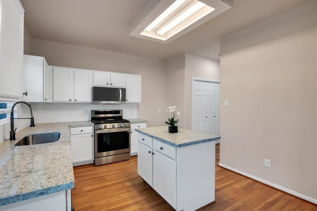 Photo of 9619 Barr Spring Drive