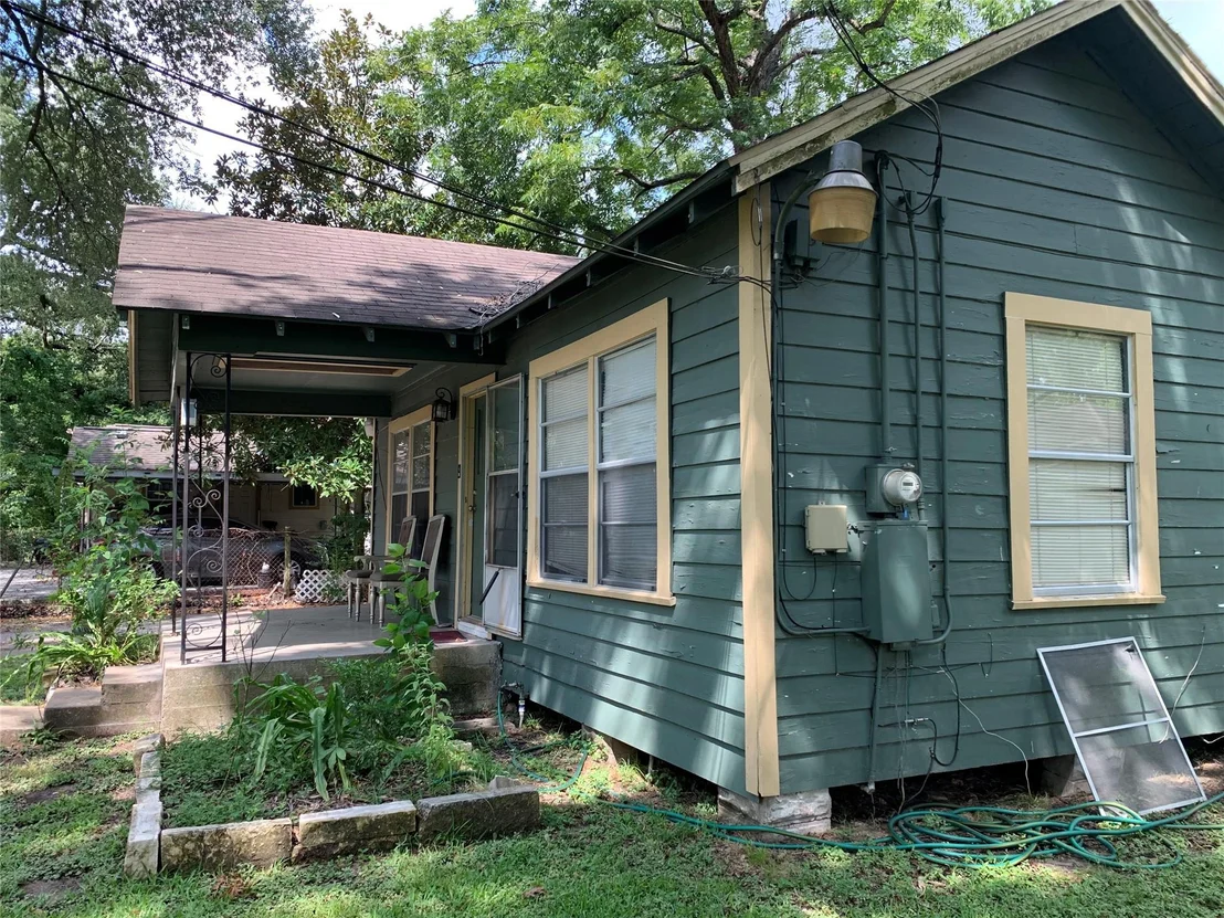 Photo of 1701 Priest Drive