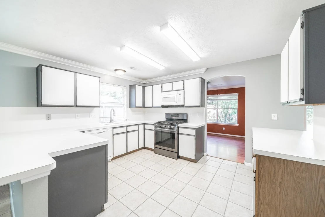 Photo of 16019 Hilton Head Lane