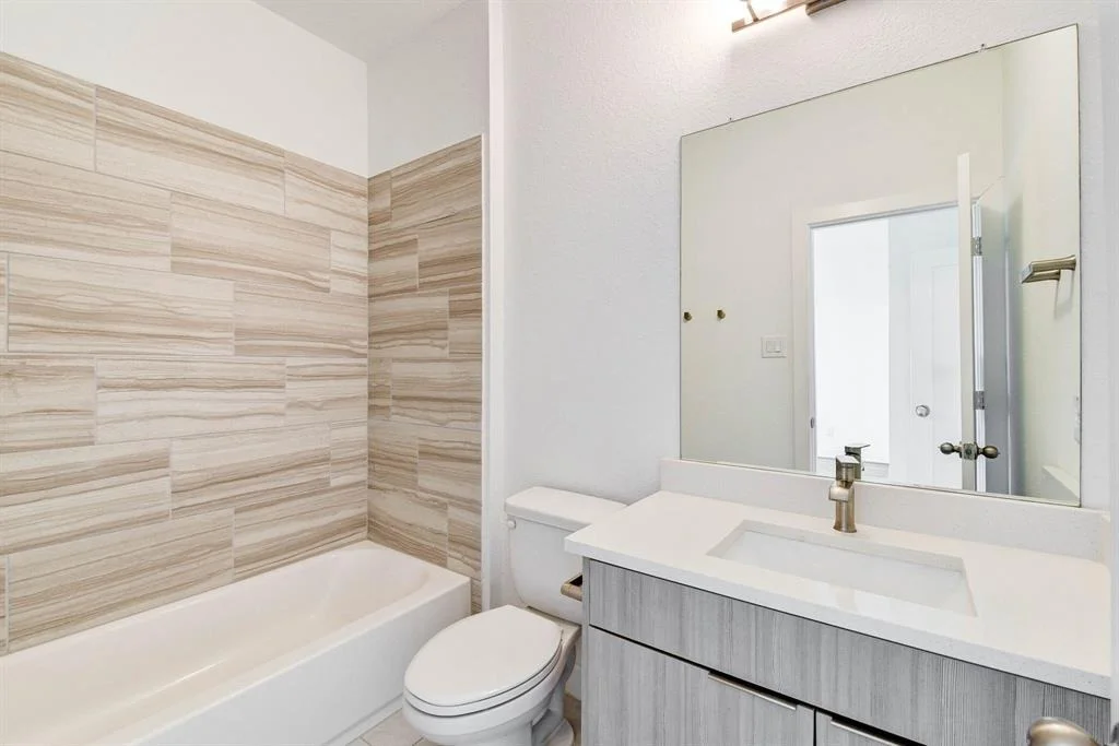Photo of Unit B at 397 N Centro Circle