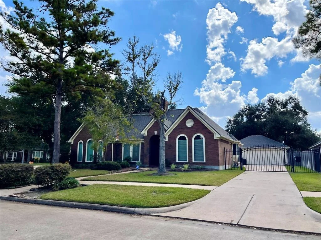 Photo of 1934 Hillgreen Drive