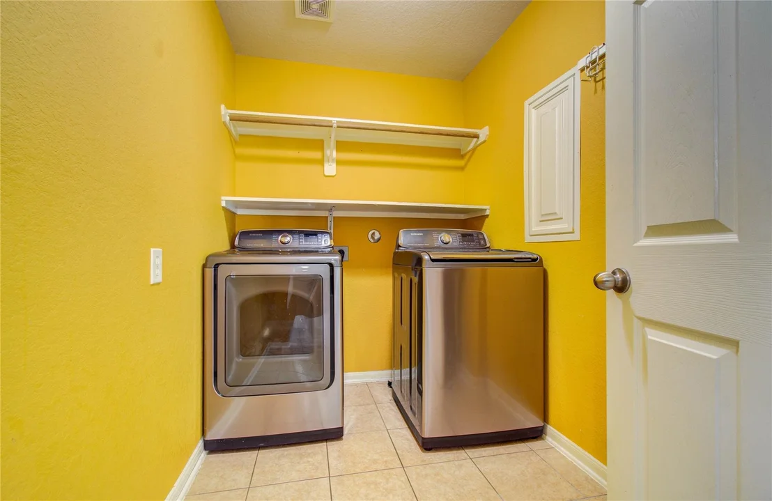Photo of 1805 Foxglove Drive