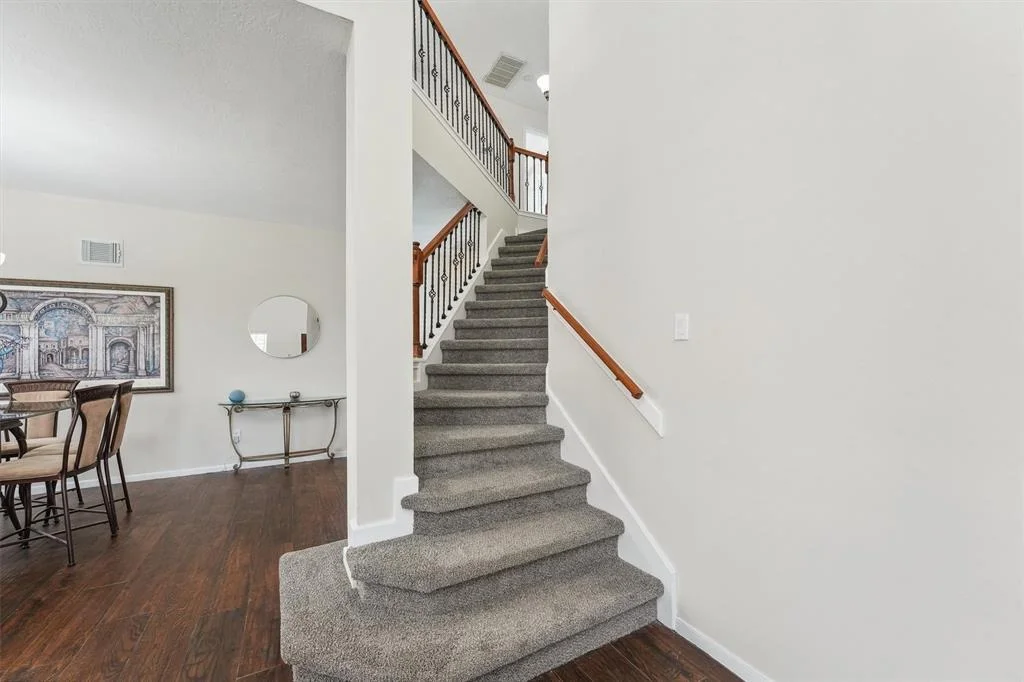 Photo of 16023 Lakestone Drive