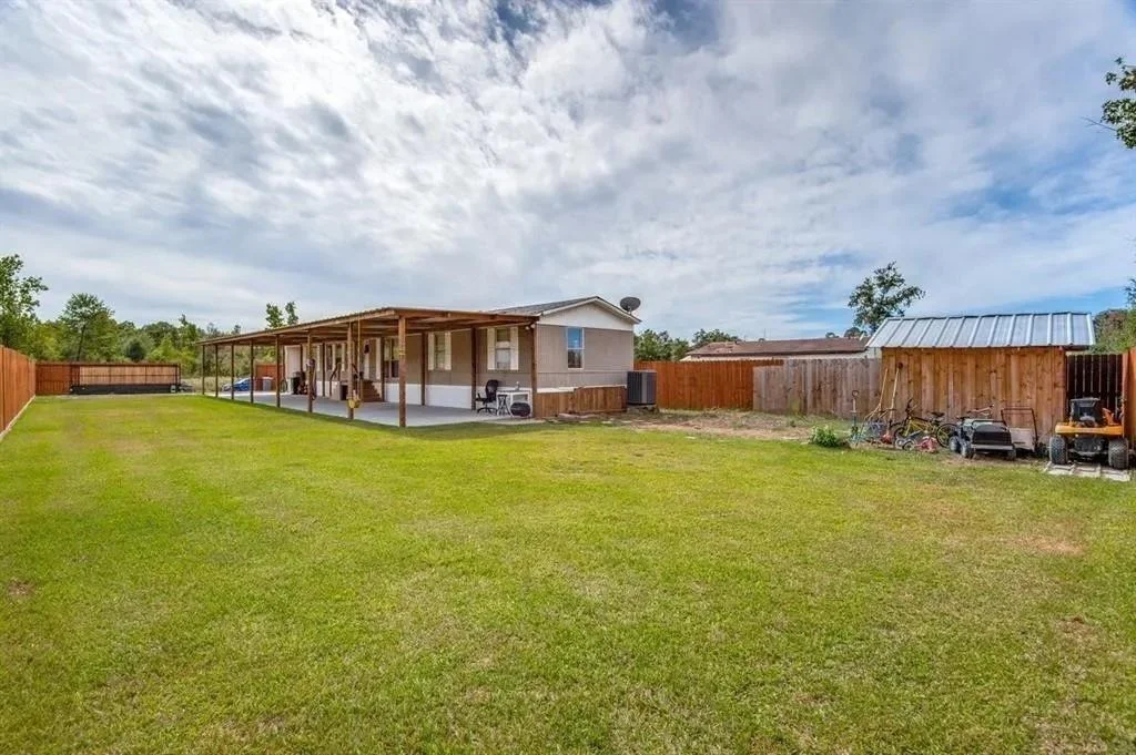 Photo of 505 Road 5202