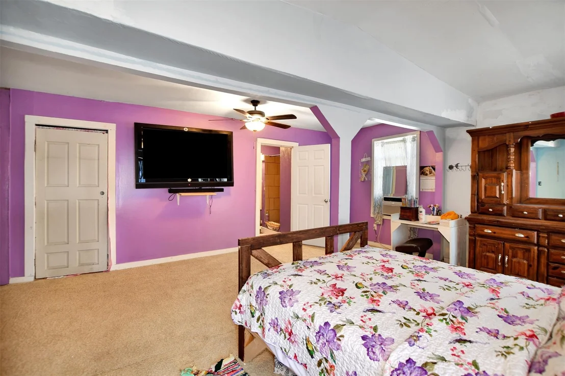 Photo of 4422 Shelton Road