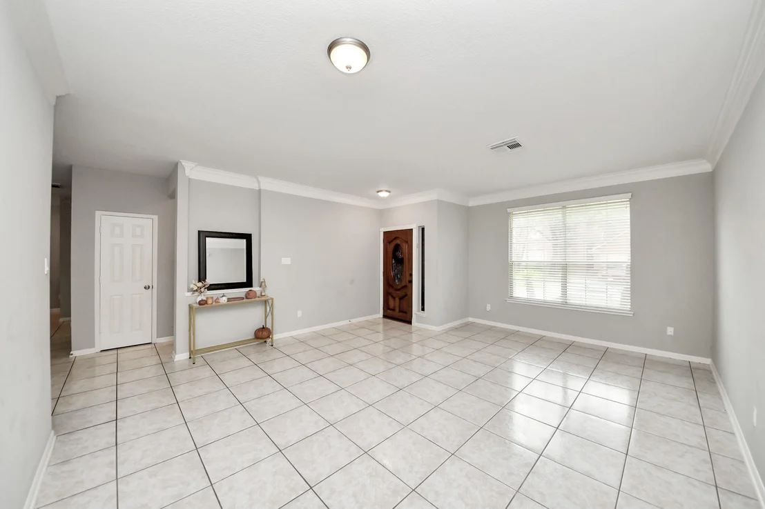Photo of 1315 Chalk Rock Drive