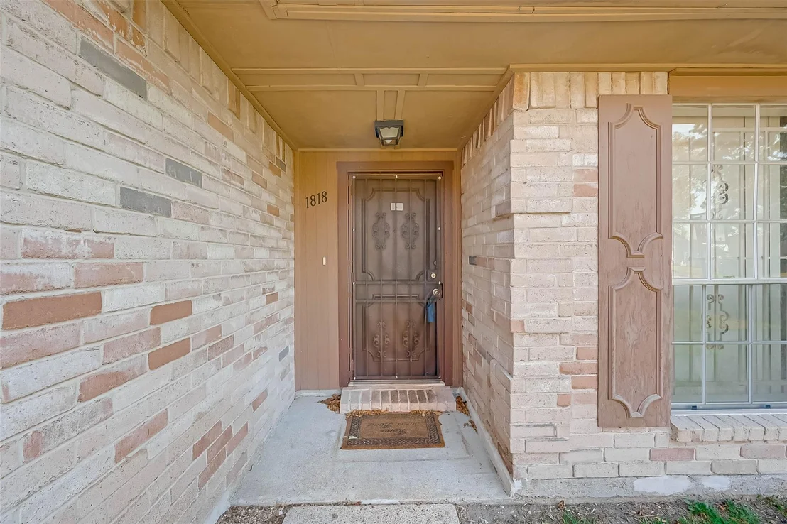 Photo of 1818 Merton Drive