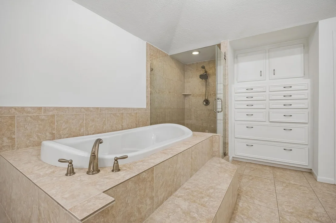 Photo of 9718 Oxted Lane