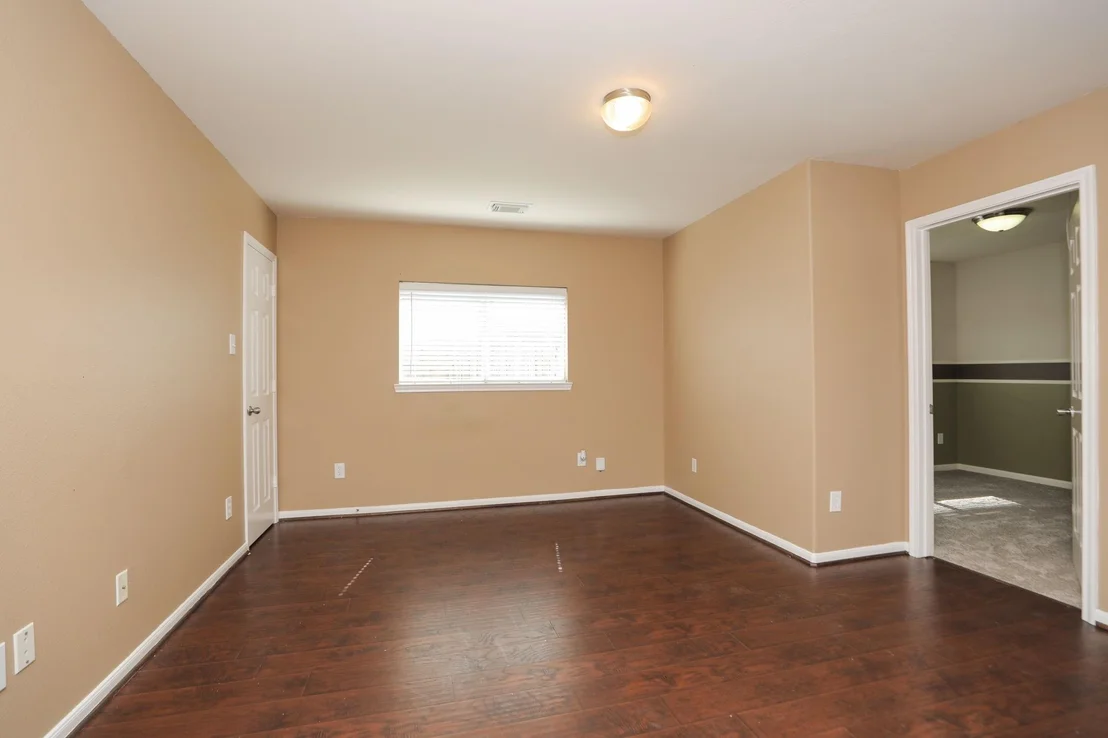 Photo of 21807 Saragosa Pond Lane