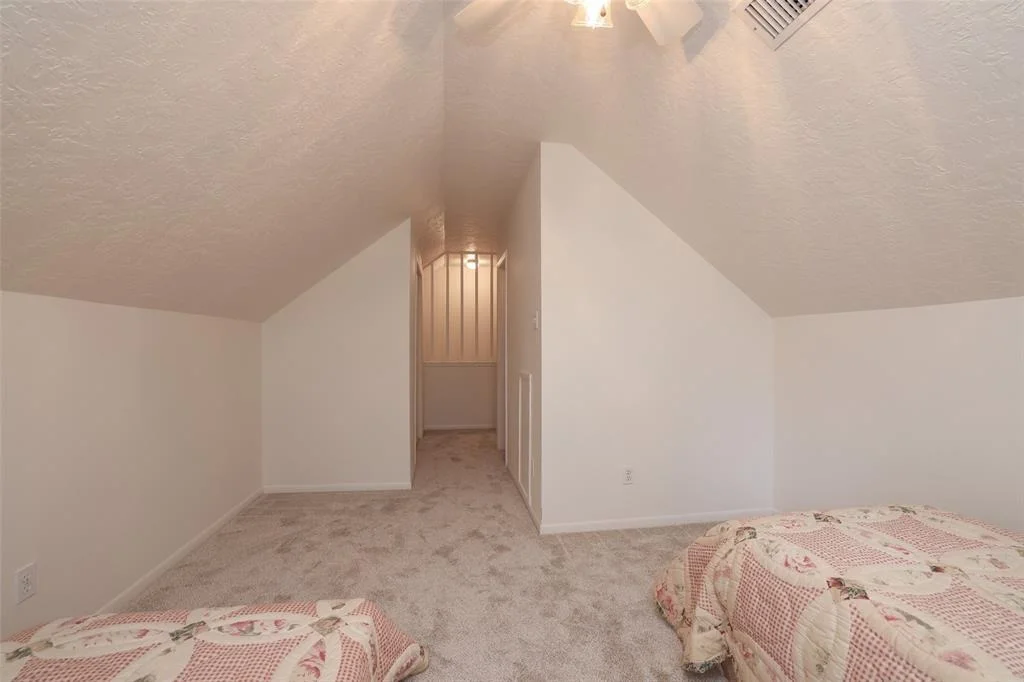 Photo of 9239 Walnut Road