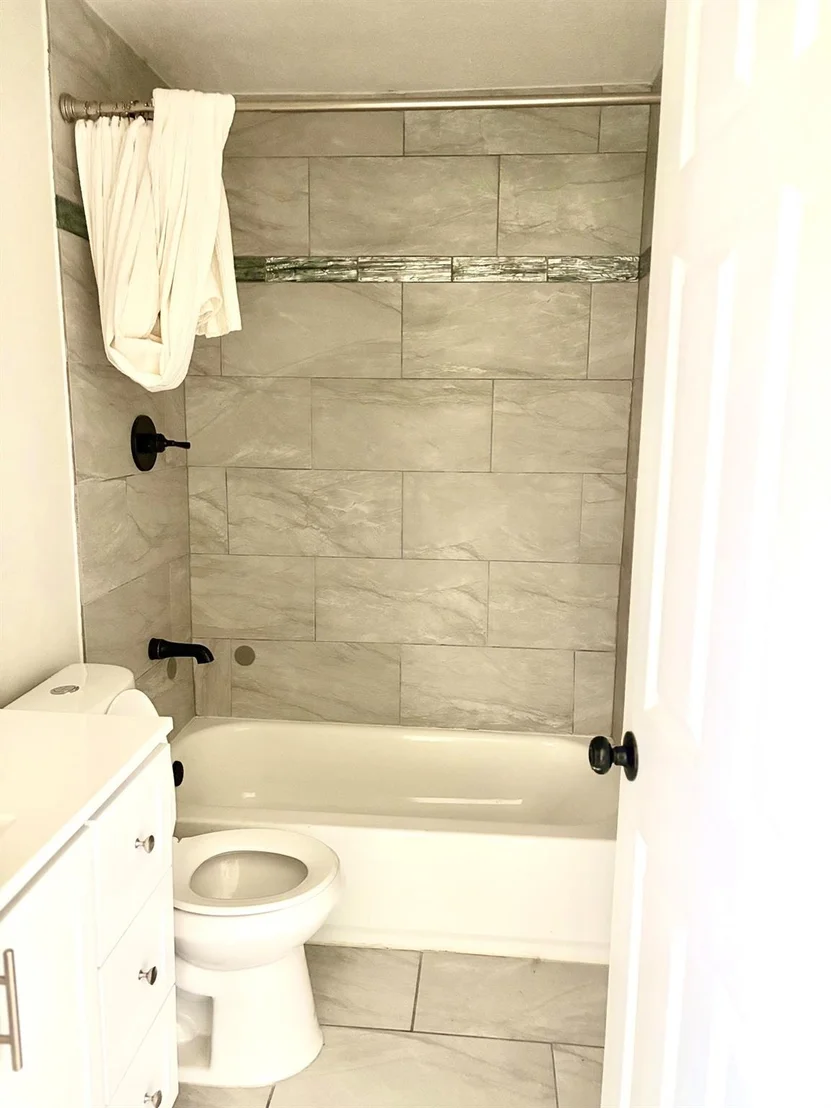Photo of 2884 Brooks Drive