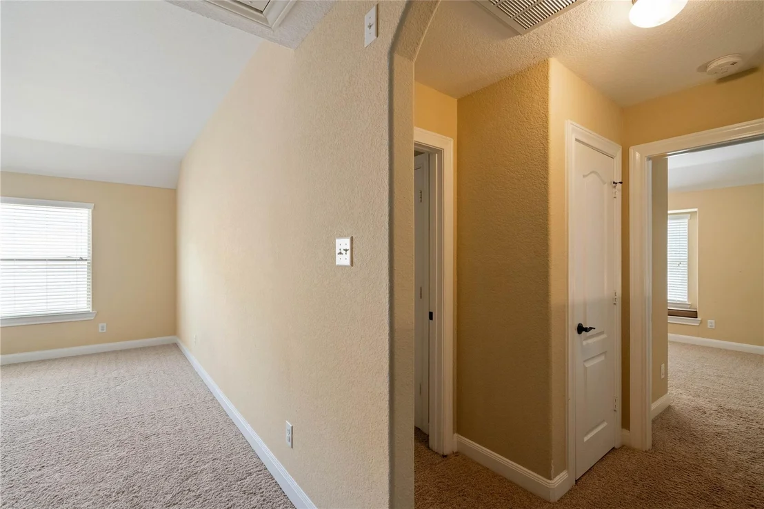 Photo of 214 Pinto Point Drive