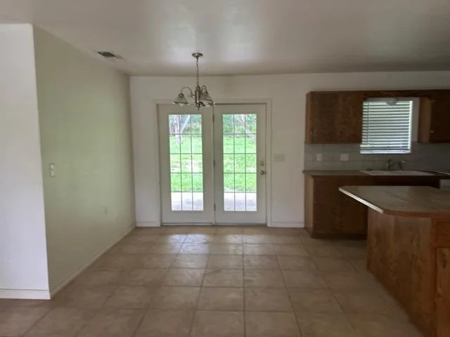 Photo of 105 6th Street