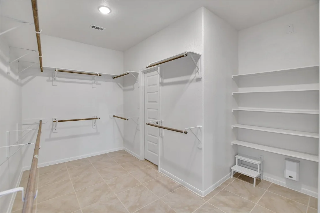 Photo of 246 Peninsula Point Drive