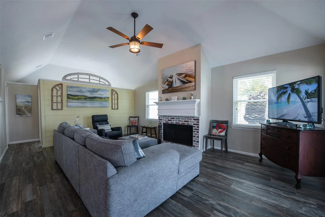 Photo of 207 Easterly Drive