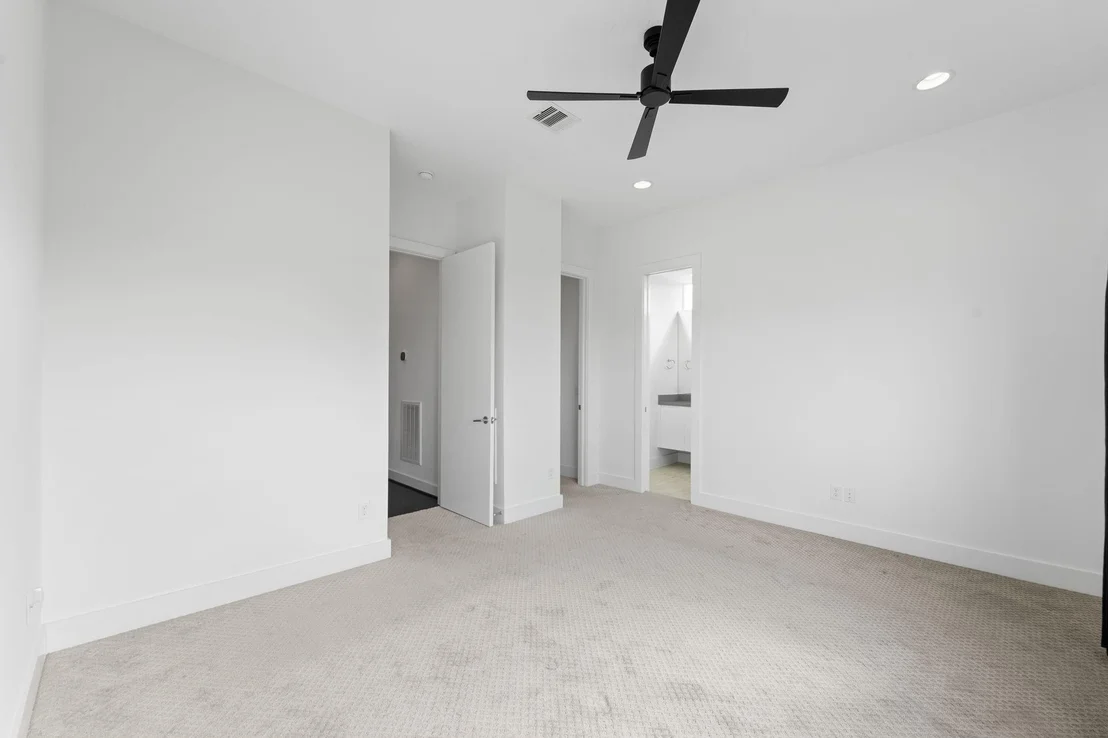 Photo of 2851 Decker Place