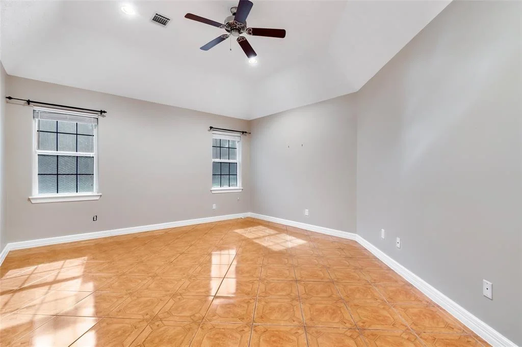 Photo of 15908 Mcnorton