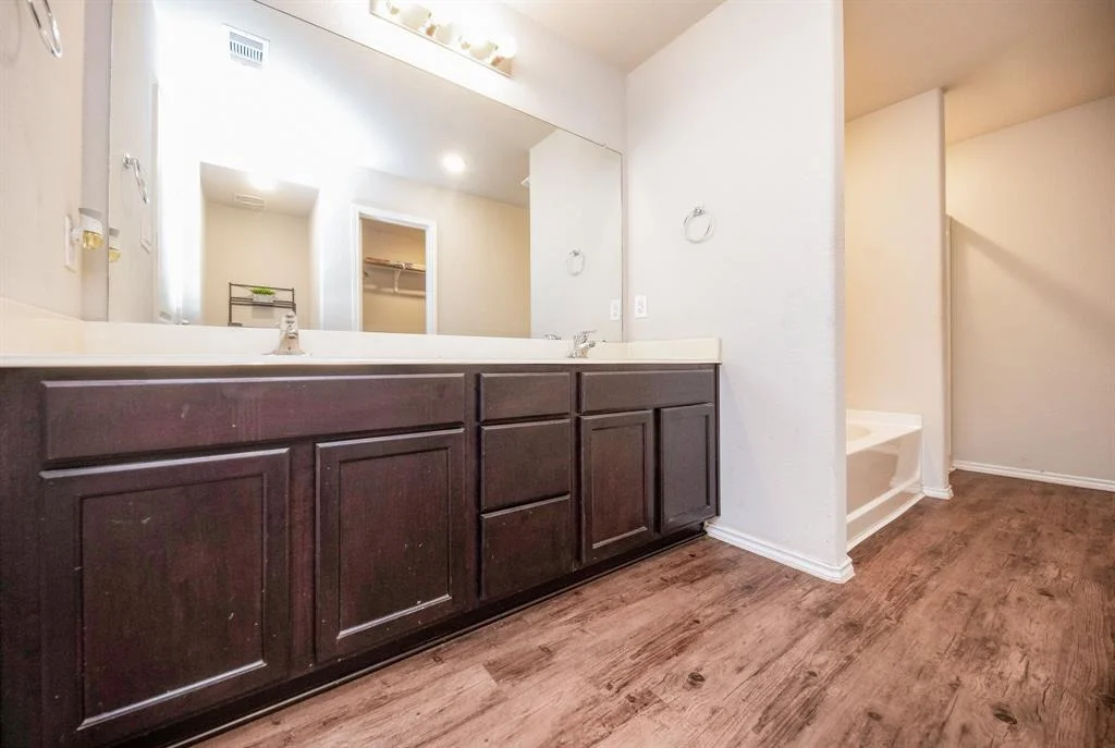 Photo of 5423 Carlisle Grove Trace