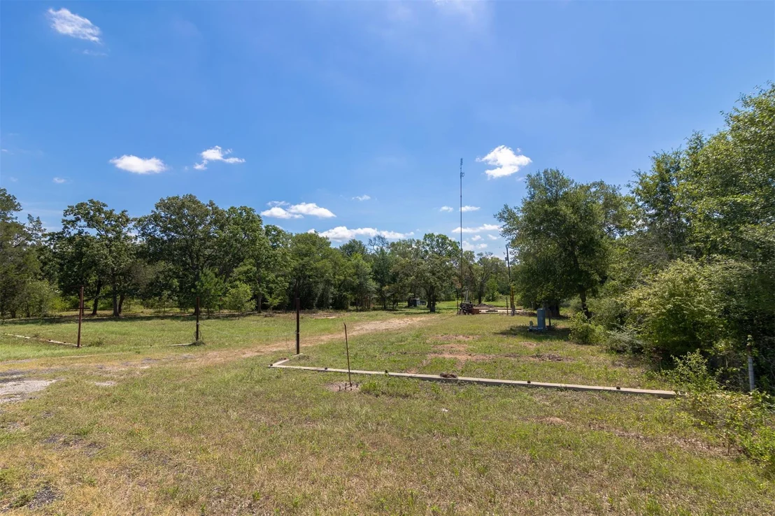 Photo of 27108 Highway 6