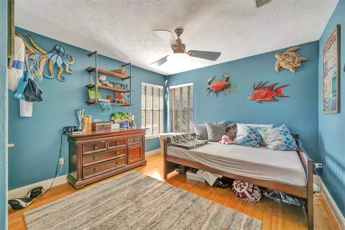 Photo of 2525 Breaux Trace
