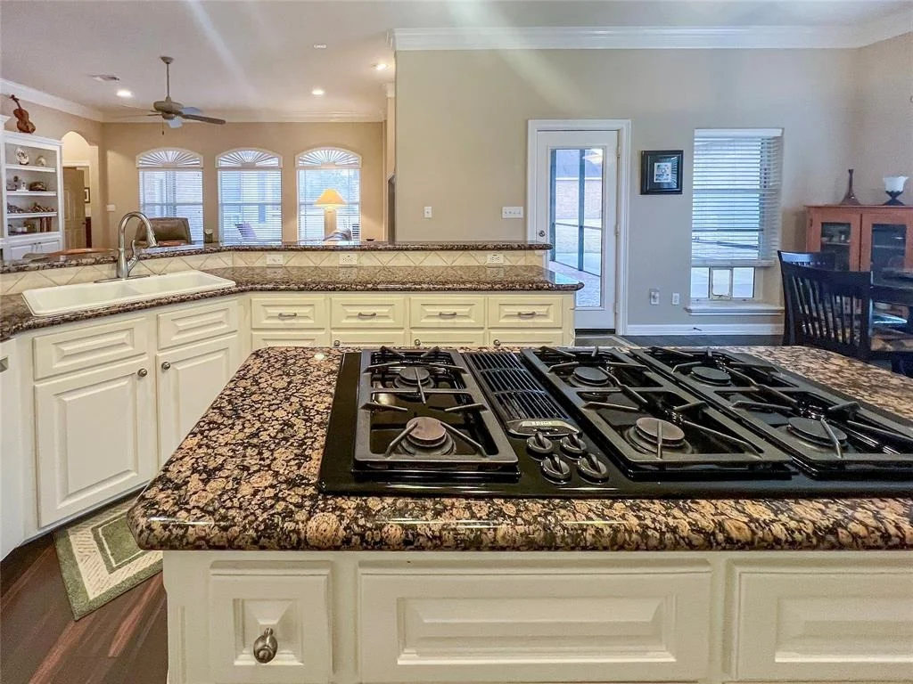 Photo of 141 Spanish Oak Circle