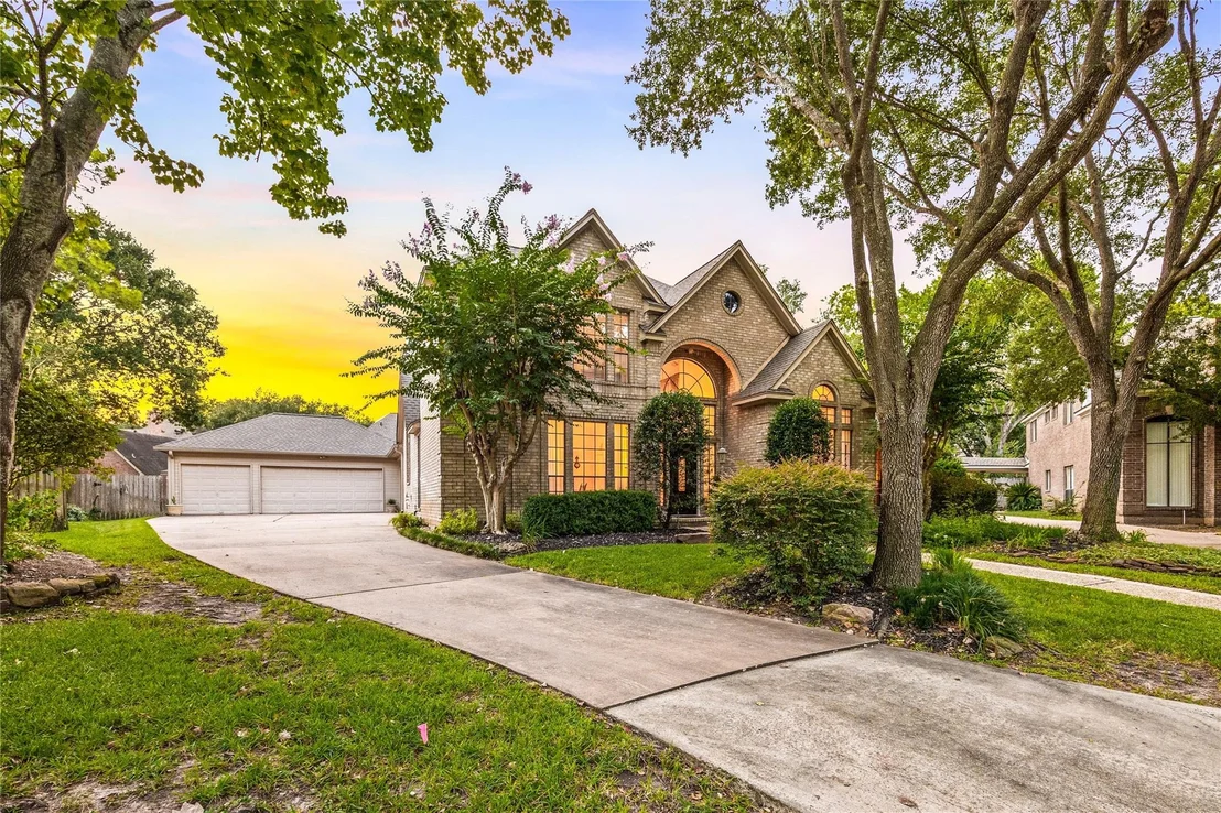 Photo of 8631 Asprey Court