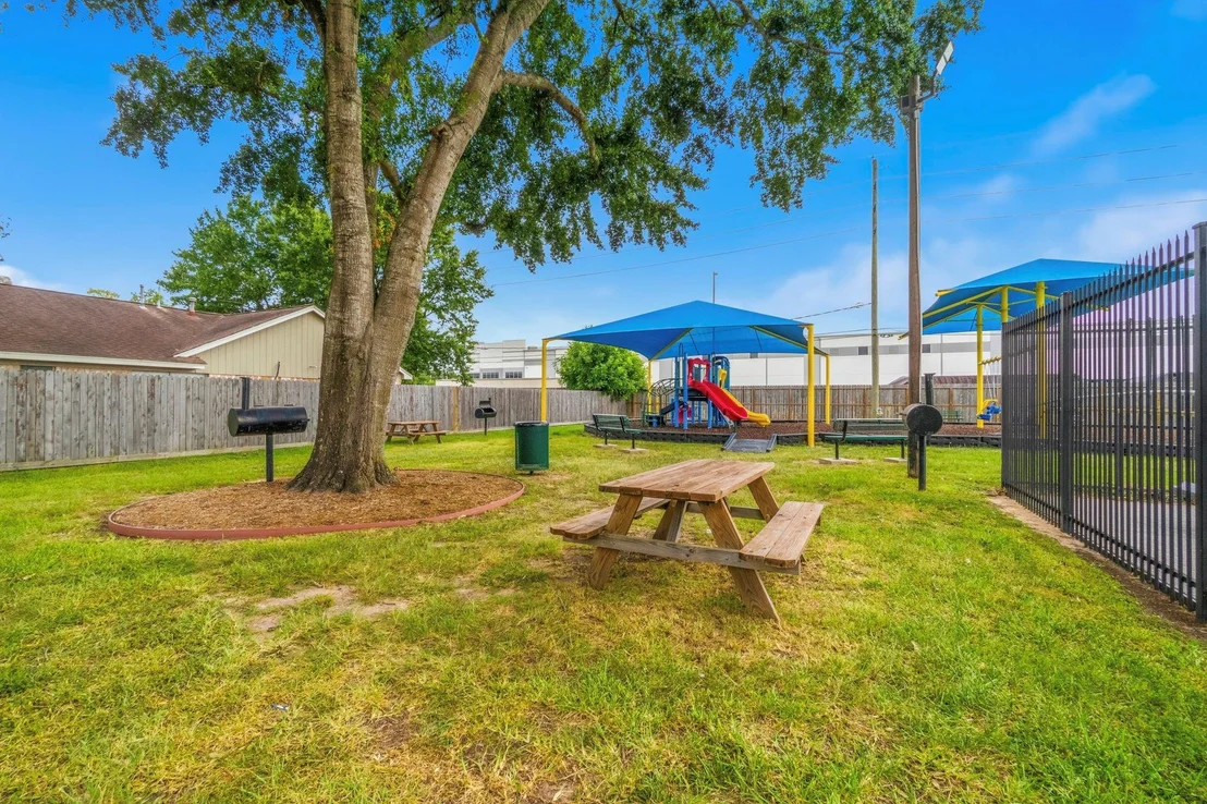 Photo of 16303 Deer Lick Drive