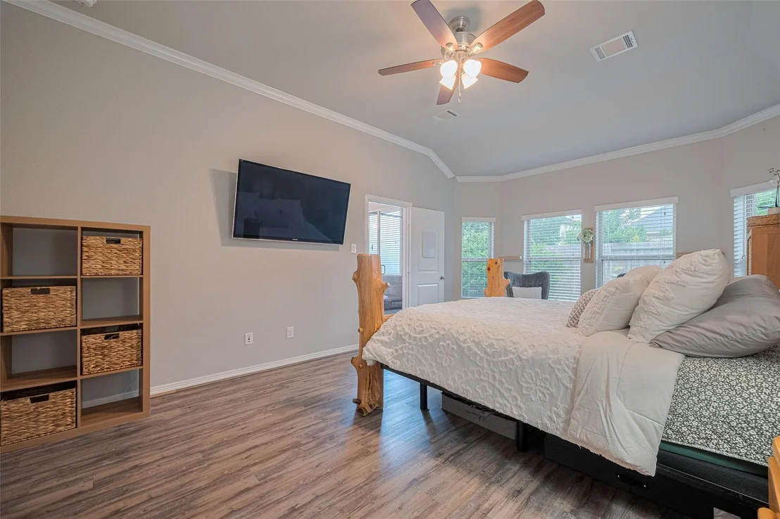 Photo of 28110 Long Mill Lane