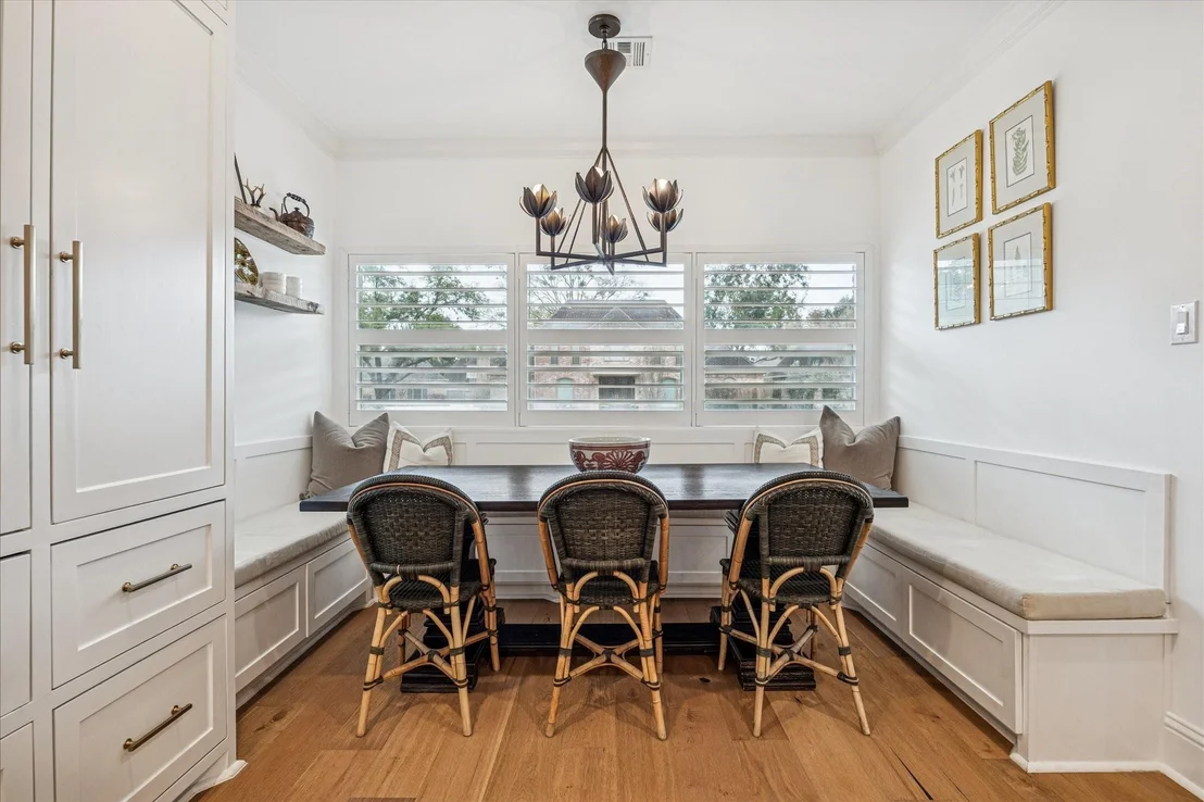 Photo of 810 Silvergate Drive