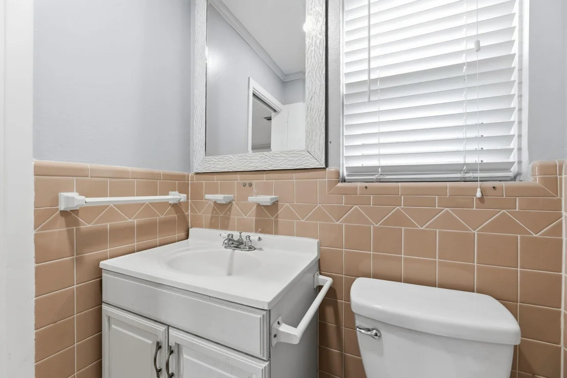 Photo of 9766 Westview Drive