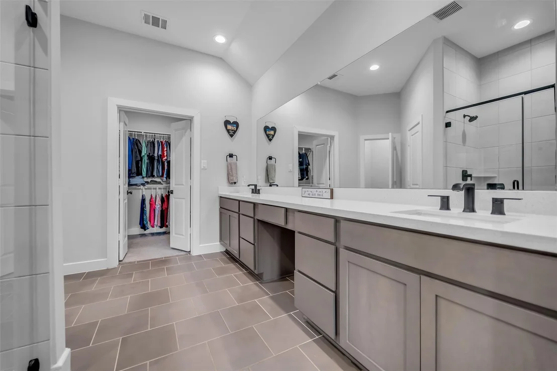 Photo of 2502 Ocean Key Drive