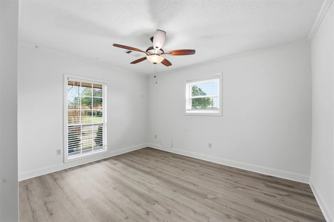 Photo of 715 Timber Cove Drive
