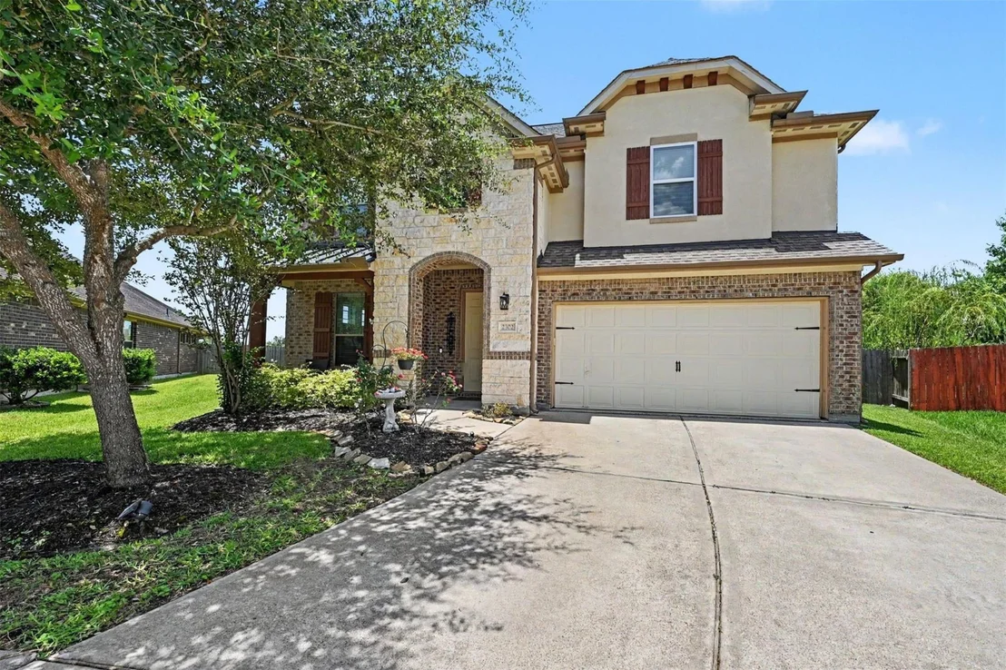 Photo of 2302 Blue Jay Lane