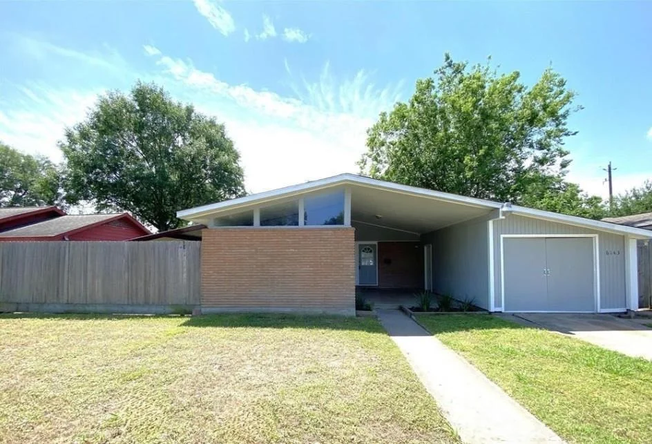 Photo of 6143 Grape Street